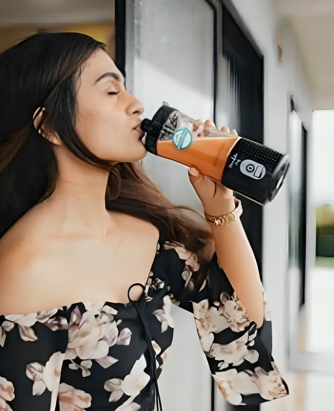 BlendLife Pro™ – Portable Smoothie & Shake Maker